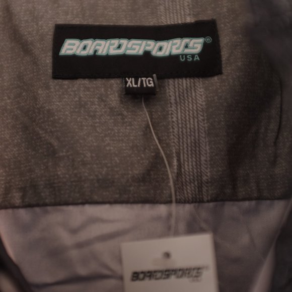 COPY - NWT Boardsports USA Short Sleeve Button Down Shirt Size XL - Picture 6 of 8